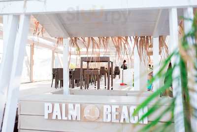 Palm Beach, Fondi