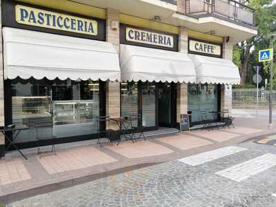 Caffé Cristallo, Alba