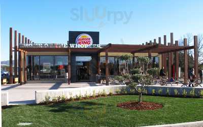 Burger King, Massa e Cozzile