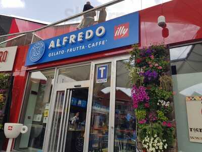 Gelateria Alfredo, Locate di Triulzi