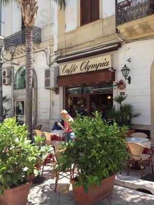 Caffe Olympia, Brindisi