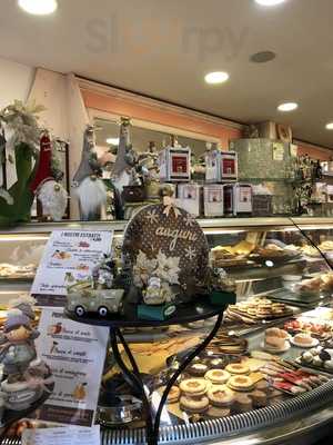 Pasticceria Mariani, Pescia