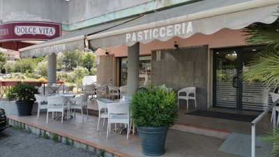 Pasticceria Gelateria Yogurteria Dolce Vita, Montalto Uffugo