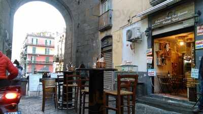 Ostaria E Paninoteca Porta San Gennaro, Napoli