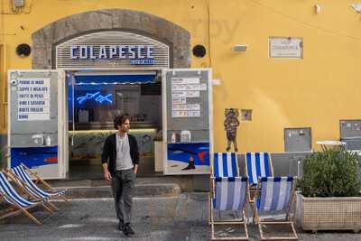 Colapesce, Napoli