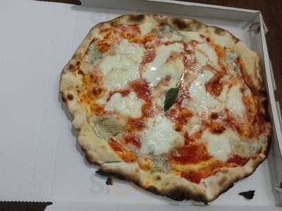 Pizzeria La Bomba, Pistoia