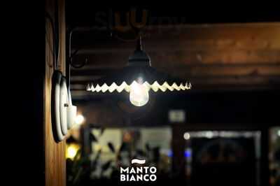 Manto Bianco Pizza, Cucina & Birra