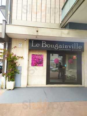 Le Bougainville, Bari