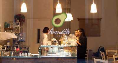 Avocuddle Café