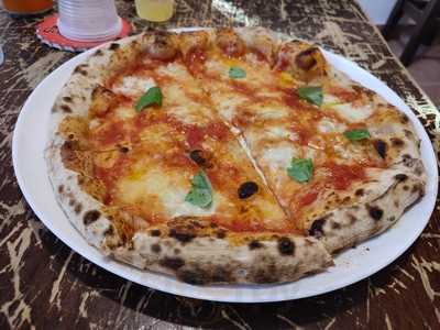 L' Antico Forno Pizzeria, Carrara