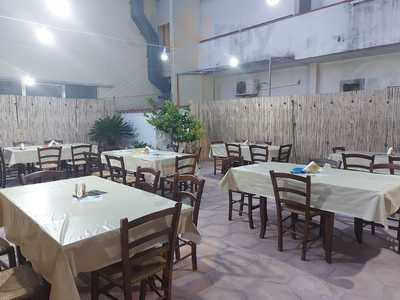 Lu Salentu Pizzeria, Rosticceria,buffet D'asporto