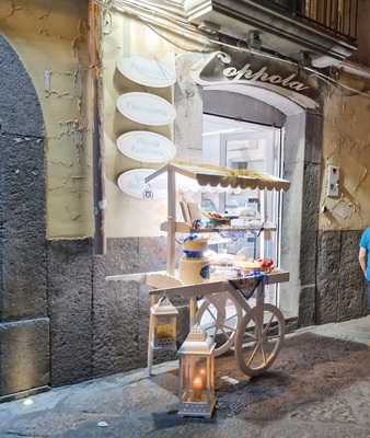 Pasticceria Coppola Alessandro Dal 1800  Cioccolateria