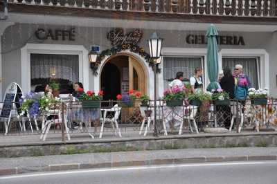 Caffè Symphony, Alba di Canazei