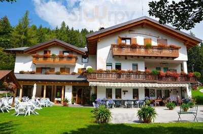 Albergo Ristorante Al Cacciatore, Levico Terme