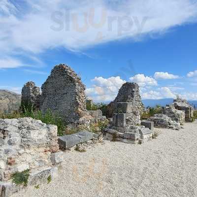 Borgo Medioevale Di Alba Fucens, L'Aquila