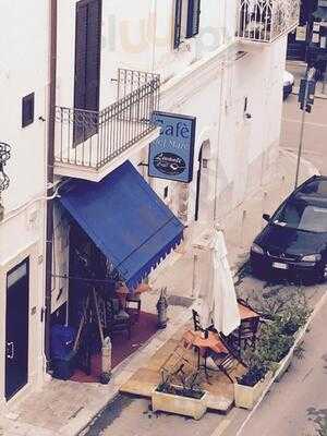 Cafe Del Mare, Polignano a Mare