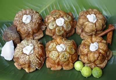 MonKey Bread Factory, Naples