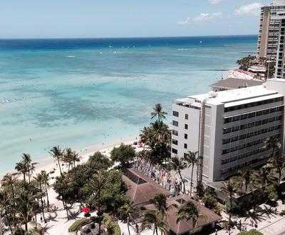 Hyatt Regency Waikiki Beach Resort And Spa