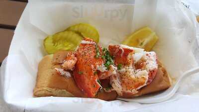 Quincy's Original Lobster Rolls, Cape May