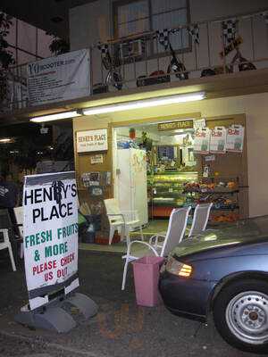 Henry's Place, Honolulu