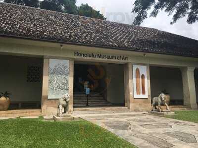 Honolulu Museum Of Art Cafe