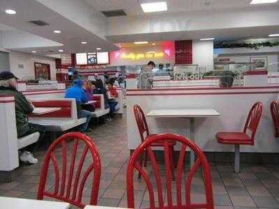 In-n-out Burger, Indio