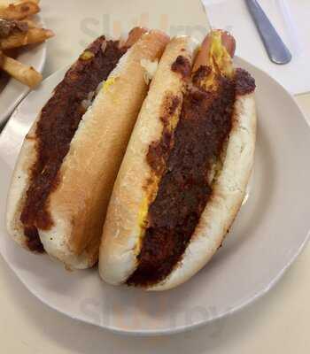 Abe's Hot Dogs, Kingston