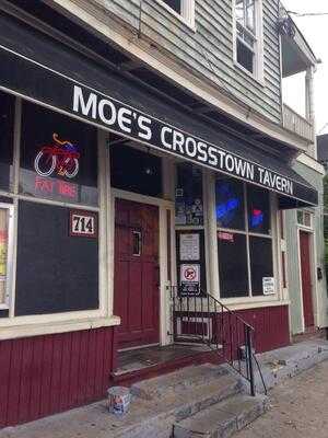 Moe's Crosstown Tavern