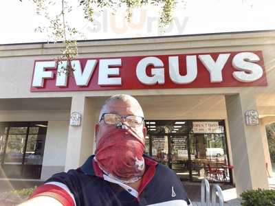 Five Guys, Naples