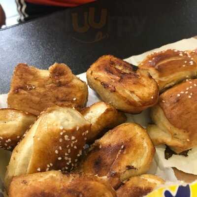 Auntie Anne's