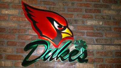 Duke's Sports Bar And Grill