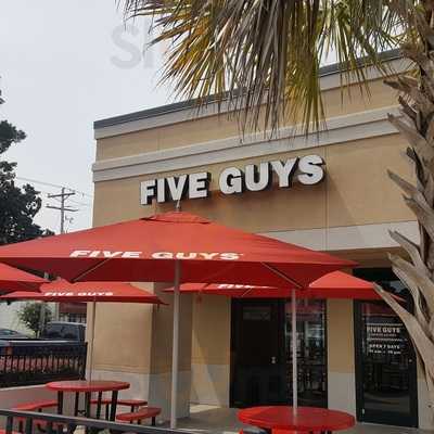 Five Guys, Charleston