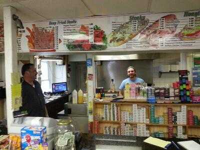 Bill's Corner Deli