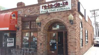 Rakadeka Fresh Thai Kitchen