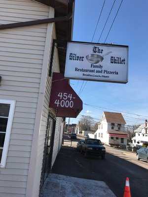 Silver Skillet Family Restaurant & Brick Oven Pizzeria