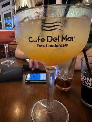 Cafe Del Mar