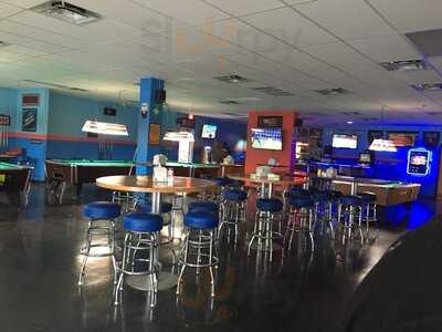 Freddie's Anchor Sports Grill