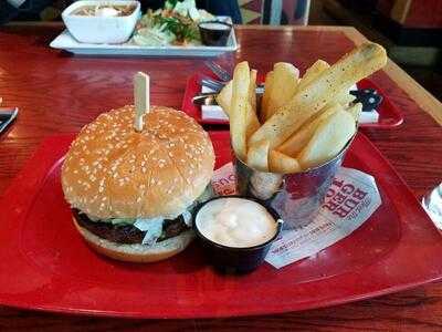 Red Robin America's Gourmet Burgers and Spirits, Houston