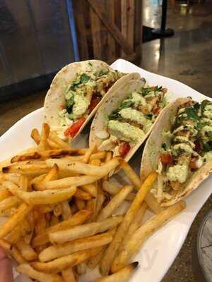 Island Wing Company Bar & Grill - Hunters Creek