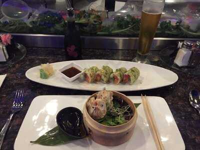 Akashi Asian Sushi Cuisine & Wine Bar