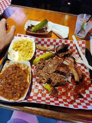 Mike's BBQ, Honolulu