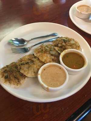 Flying Idlis, Houston