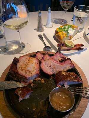 Perry's Steakhouse & Grille - River Oaks, Houston