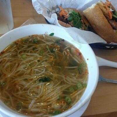 Pho Thien, Houston