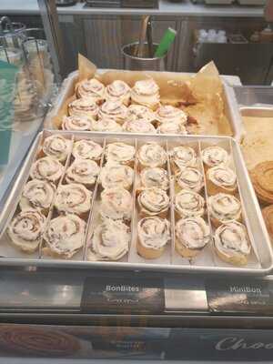 Cinnabon, Houston