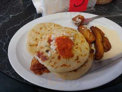 Oli's Taqueria y Panaderia, Houston