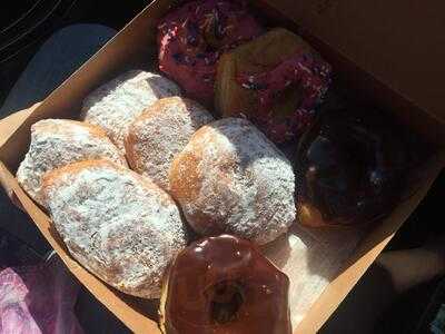 Obcos Donuts Shop