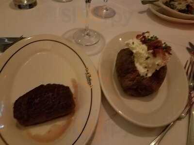 Vic & Anthony's Steakhouse