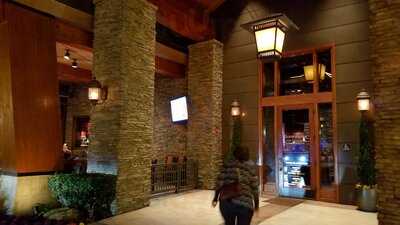 Claim Jumper Steakhouse & Bar - Costa Mesa, Ca