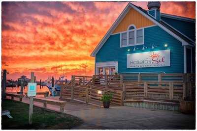 Hatteras Sol Waterside Grill